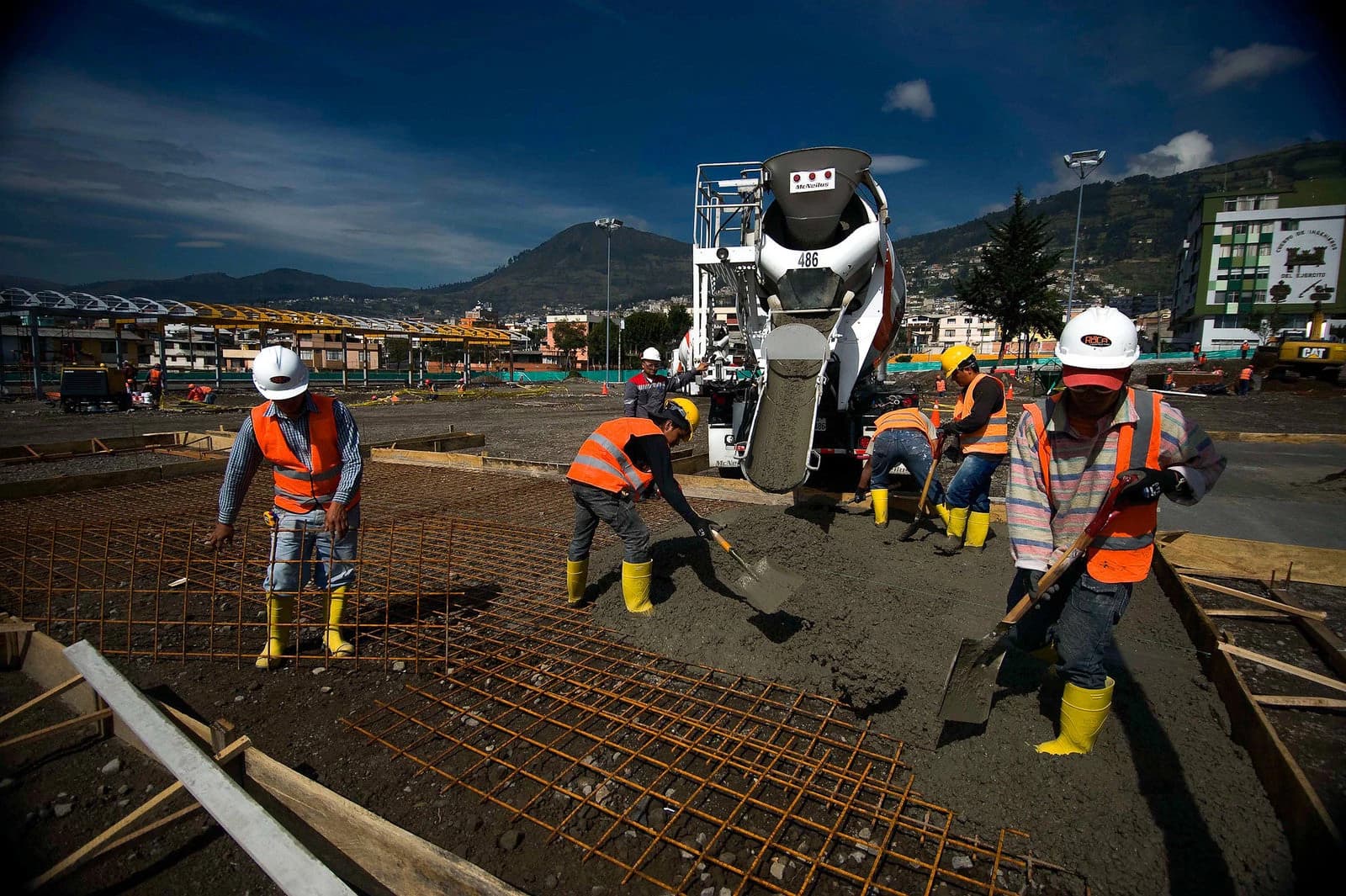 Construcción y desarrollo de infraestructuras